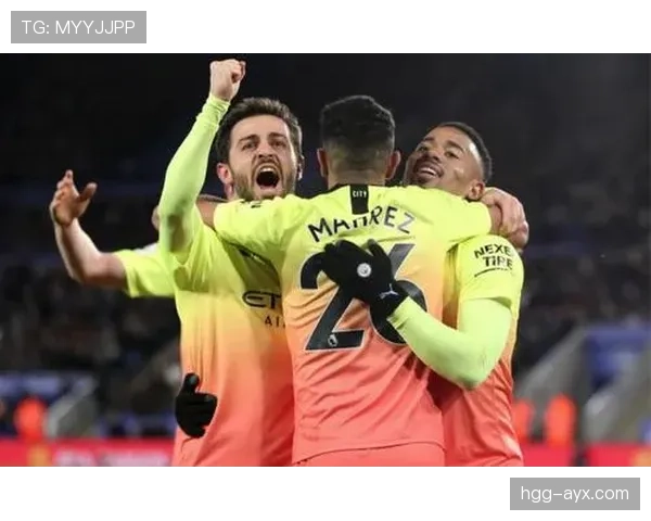 卡佩罗球队管理风格解析：纪律严明与战术执行力的结合